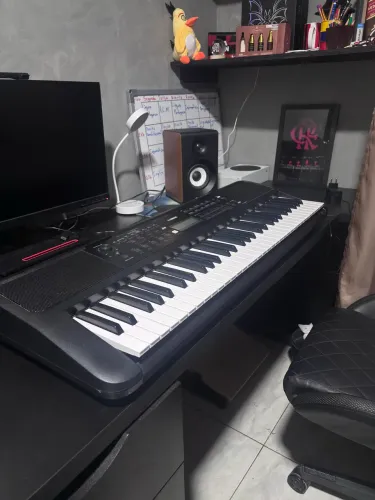 Teclado Yamaha PSR-383