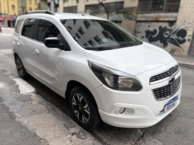 Chevrolet Spin LT 1.8 8V Econo.flex 5P Mec. 2017