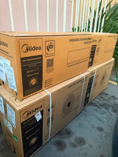 2 unidades Ar Condicionado Split 24.000 BTUs Inverter Midea