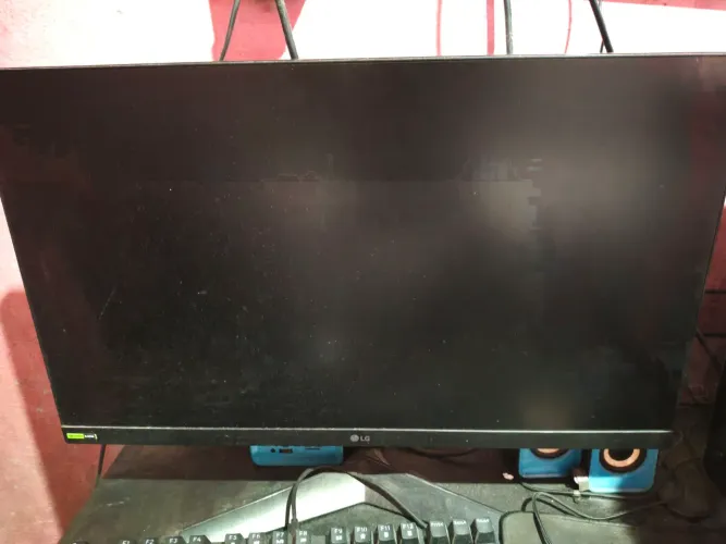 Monitor Gamer LG Ultragear 24 180hz IPS 1 ms