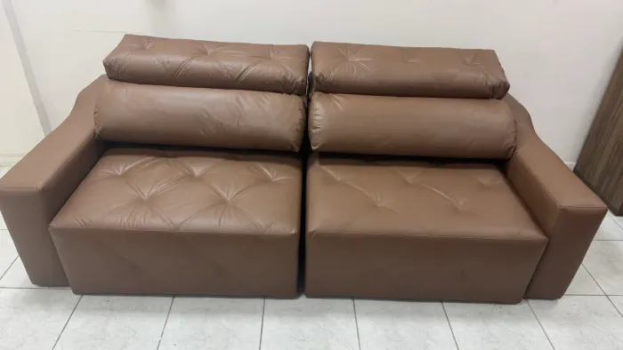 Sofá 2,5m courino