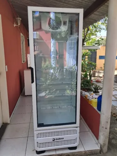 Refrigerador/Expositora 393L Imbera