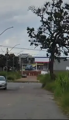 Lote Extra, Ao fundo do anel Viariopossui 300 metros quadrados em Setor Três Marias I - Go