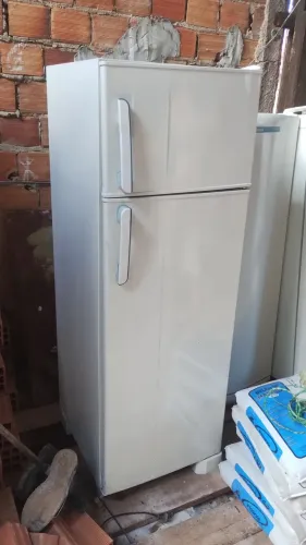 geladeira gelo seco 600 reais sem entrega, gelo seco .