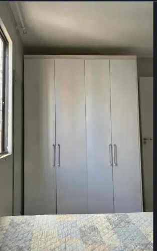 guarda roupa usado