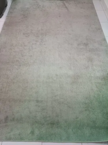 Tapete Realce 3,00X2,00, cinza e 100% polipropileno.