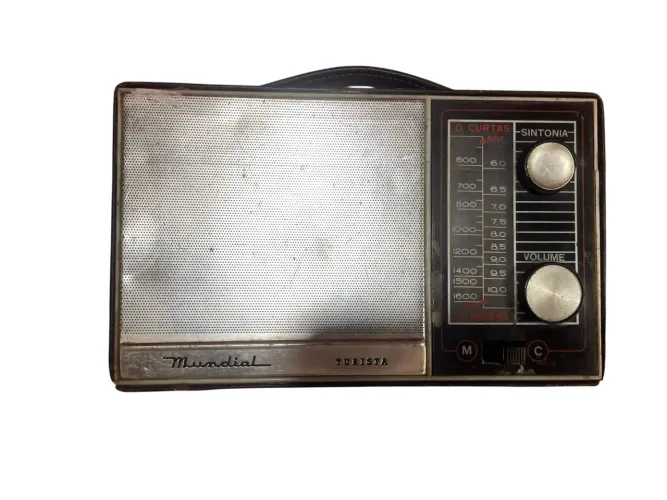 Rádio Antigo Mundial Turista - Vintage - Não Funciona