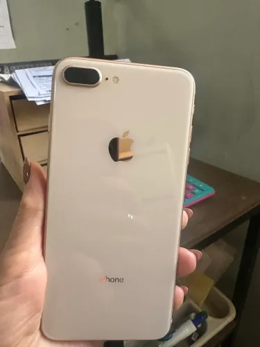 iPhone 8 Plus 64 Gb - semi novo - impecável