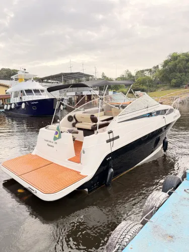 Lancha bayliner 23.5 cabinada ar condicionado