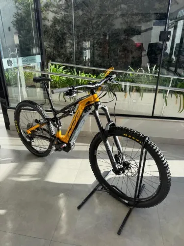 Bicicleta Elétrica Oggi Razzo T130 Tamanho M ZERO A FATURAR!!!