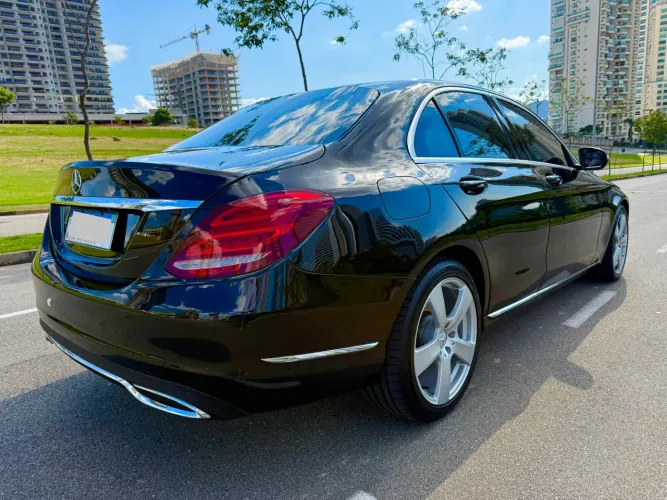 Mercedes-Benz C-200 Avantgarde 2.0 TB 16V 184cv Aut. 2015
