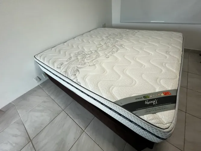 Cama box com baú - KING SIZE