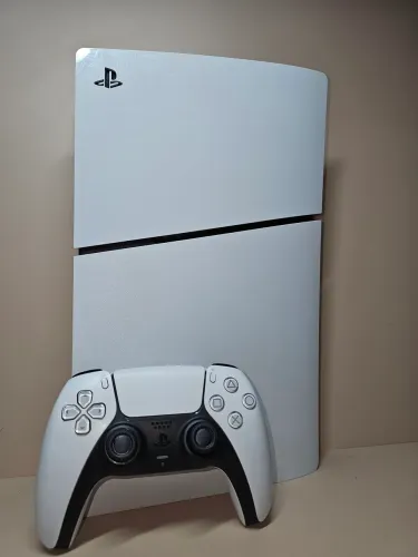 Playstation 5 Slim 2 meses de uso