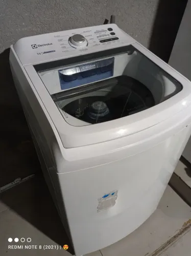 Máquina de lavar roupa Electrolux 14kg posso entregar 