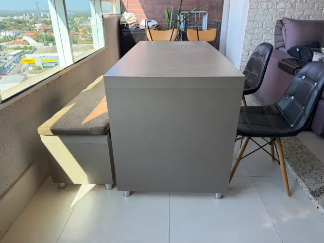 Mesa + cadeira + banco estofado