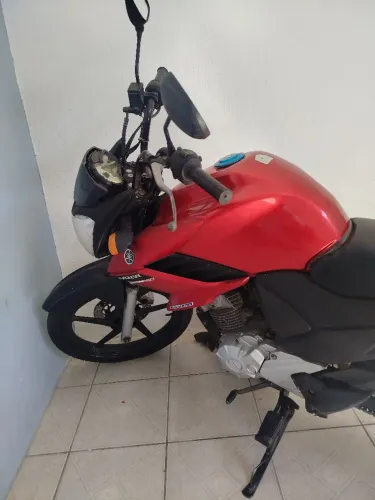 Fazer 150 vermelha 2014