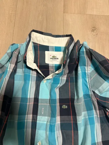 Camiseta masculina  Lacoste tamanho 41