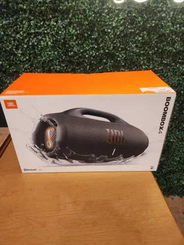 Bombox 4 nova