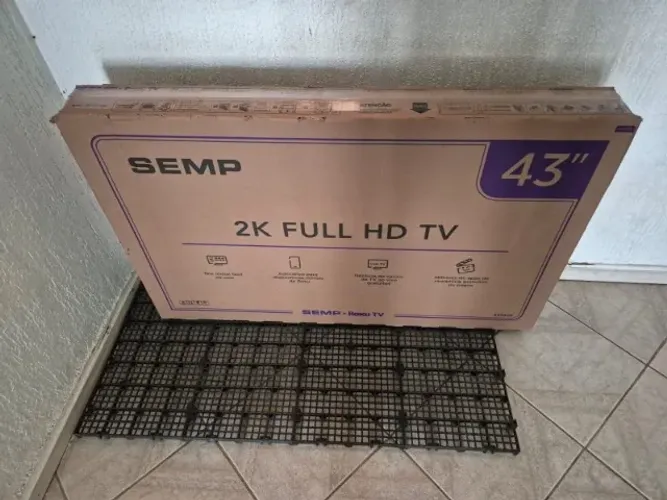 TV SMART 43 FULL HD ROKU