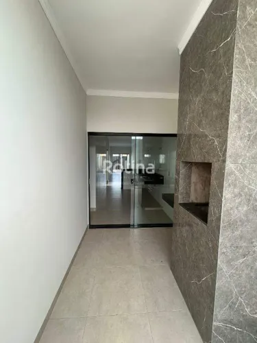 Casa à venda, 3 quartos, Novo Mundo - Uberlândia/MG - Rotina Imobiliária