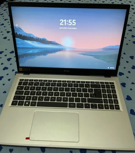 VENDO NOTEBOOK ACER ASPIRE 3 - CORE i3 | 8GB RAM | SSD 256 GB