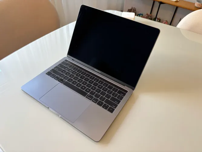 MacBook Pro 13 2017 - i7 / 16 GB / 1 TB SSD - Único Dono
