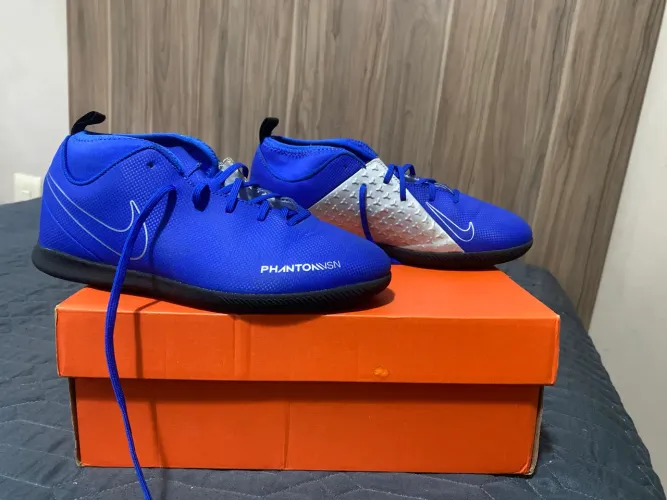 Chuteira Nike futsal infantil