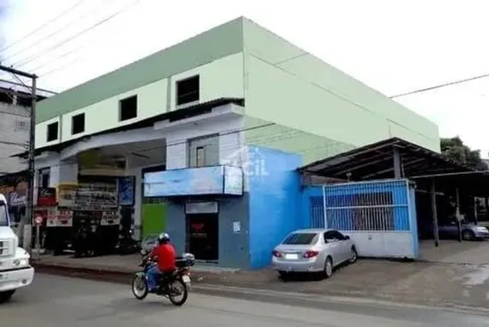 Prédio Comercial à Venda em Itacibá Cariacica/ES
