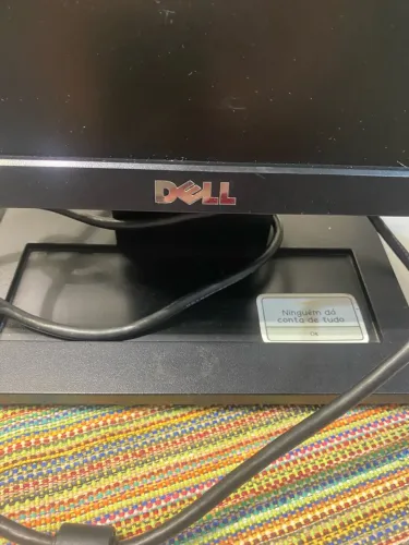 Monitor DELL 24?