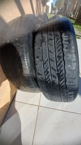 4 Pneus Bridgestone R18 225/55