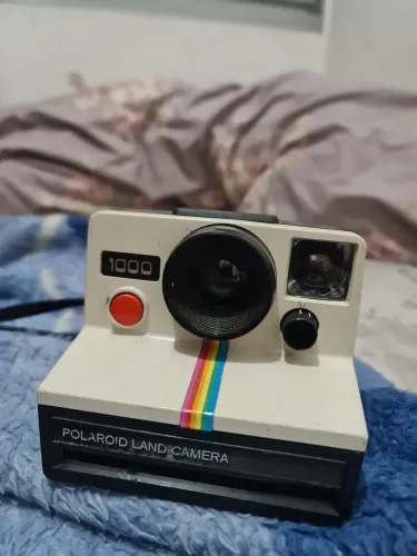 Câmera polaroid