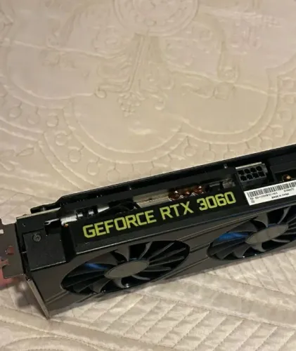 3060 12 gb modelo oem Lenovo