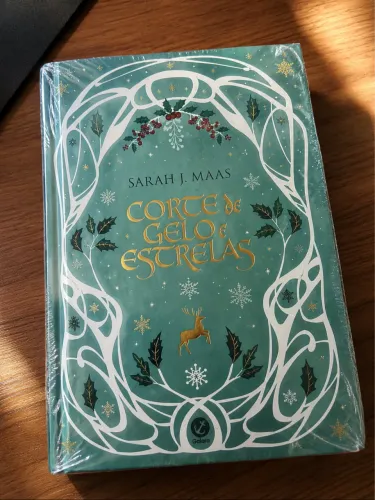 Livro Corte de gelo e estrelas Sarah J Maas lacrado