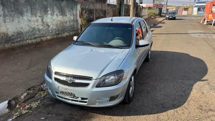 Chevrolet Prisma Sed. Maxx/ LT 1.4 8V Econof. 4P 2012