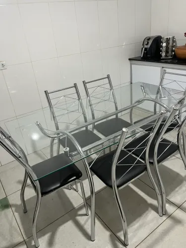 Mesa Carraro 6 cadeiras em vidro