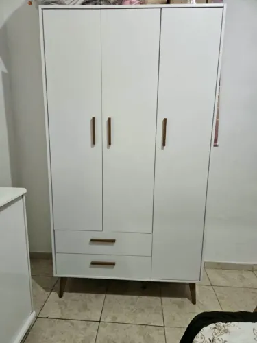Guarda-Roupa Infantil Branco 3 Portas 2 Gavetas - Excelente Estado