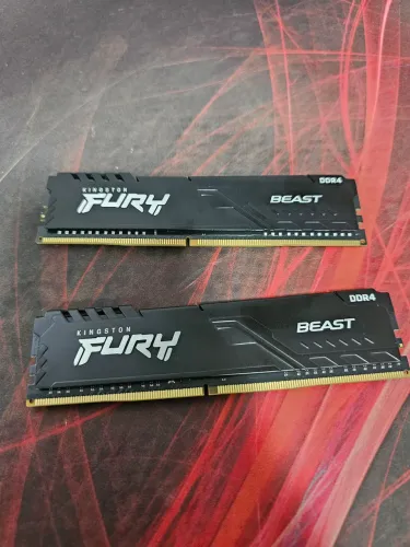 2 pentes - Memoria RAM Kingston Fury Beast, 8GB, 3200Mhz, DDR4, CL16