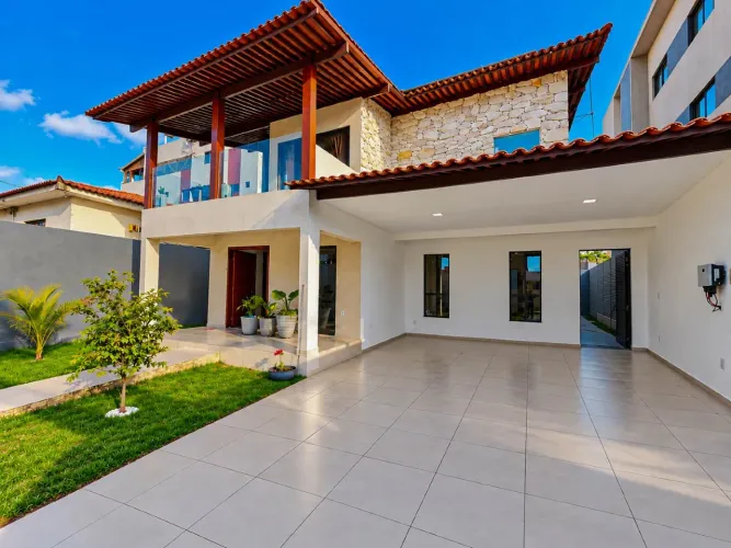 Casa à venda, 5 quartos, 4 suítes, 4 vagas, Bessa - João Pessoa/PB