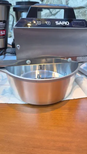 Panela mexedora para brigadeiro e molho