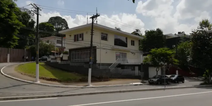 Casa p/ venda - uso comercial possui 310 m² c/ 4 quartos em Sumaré - São Paulo - SP