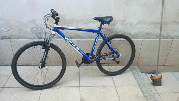 Bicicleta Venzo Shimano aro 26 