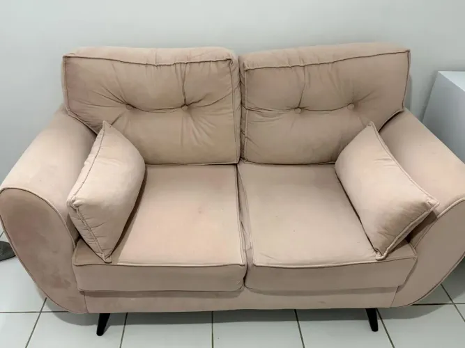 Sofá 2 lugares