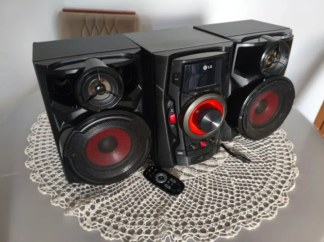 Som Mini System LG Rad 136