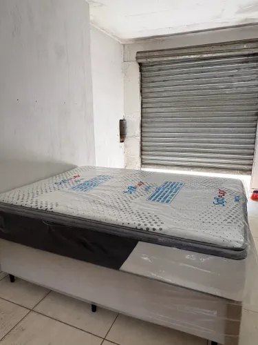 Colchão casal com base ?