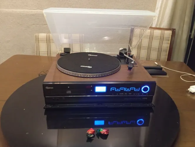 Toca disco RAVEO ÁRIA aparelho versátil tudo em um só não tem tape deck Estado de novo 
