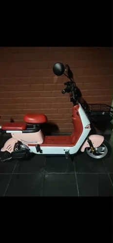 SCOOTER E-BIKE