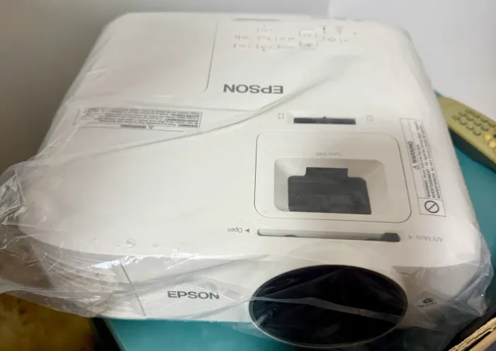 Projetor Epson Home Cinema 2100