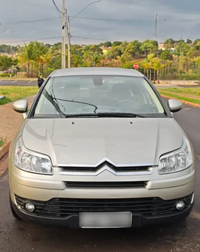 Citroen C4 Pallas GLX 2.0/ 2.0 Flex Aut. 2013