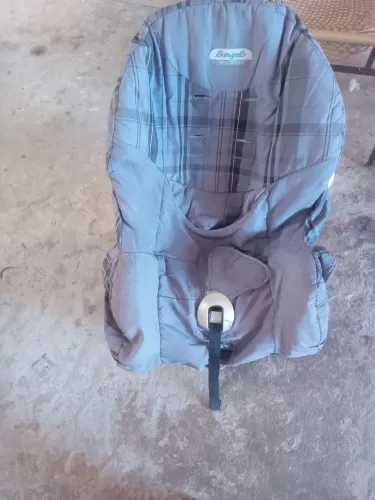 Vendo cadeira automotivo infantil