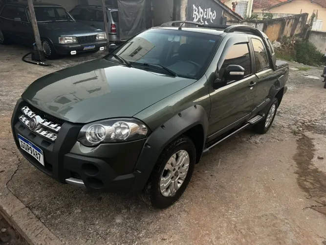 Fiat Strada Adventure1.8/ 1.8 Locker Flex CD 2012
